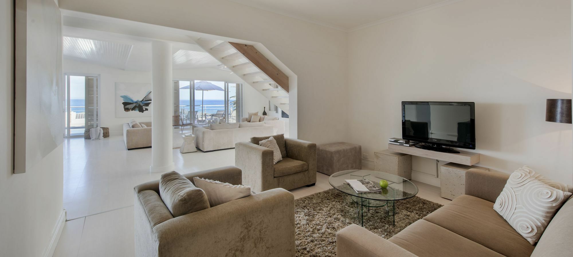 Blue Views Penthouse Beachfront Apartment With Pool Kaapstad Buitenkant foto