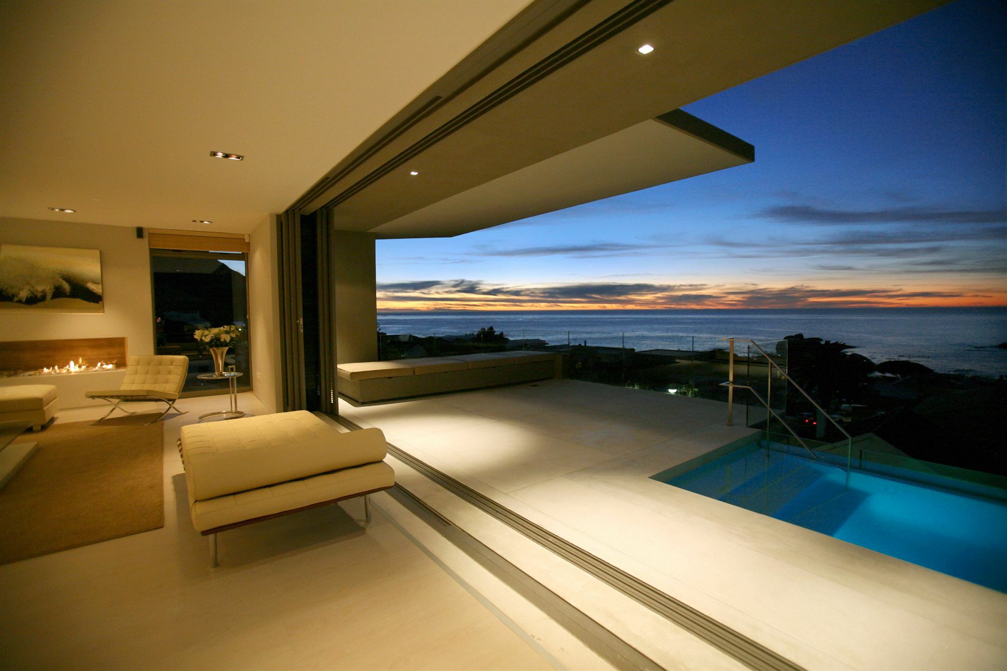Blue Views Penthouse Beachfront Apartment With Pool Kaapstad Buitenkant foto