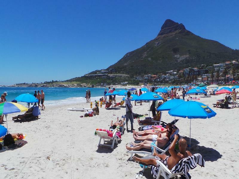 Blue Views Penthouse Beachfront Apartment With Pool Kaapstad Buitenkant foto